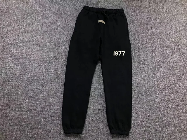 NBA Essentials wide-leg sweatpants / Fear of God joggers product detail image 15