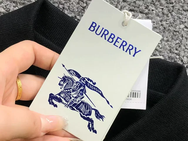 Burberry Shirts Embroidered Equestrian Knight Polo Shirt product detail image 11