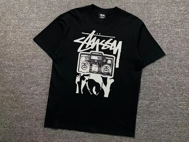 Stüssy T-Shirts Graphic Short-Sleeve T-Shirt product detail image 3