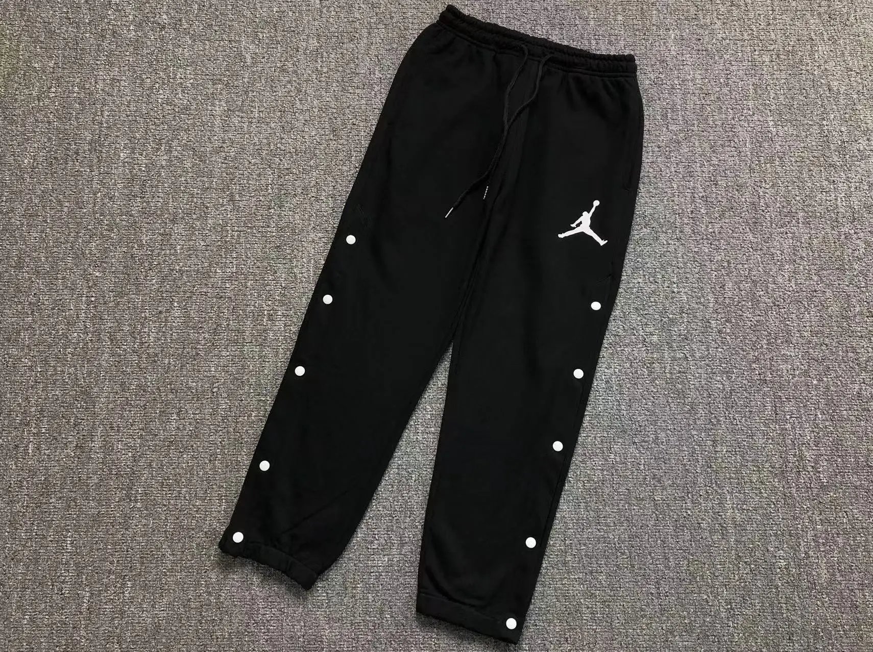 Air Jordan Graphic Sweatpants Black - 16