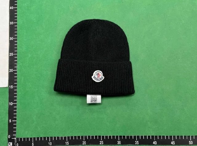 Moncler Hat: seller detail photo 6