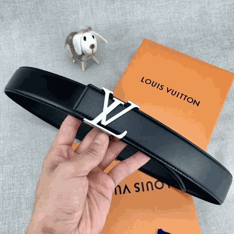 Louis Vuitton Black LV Buckle Belt