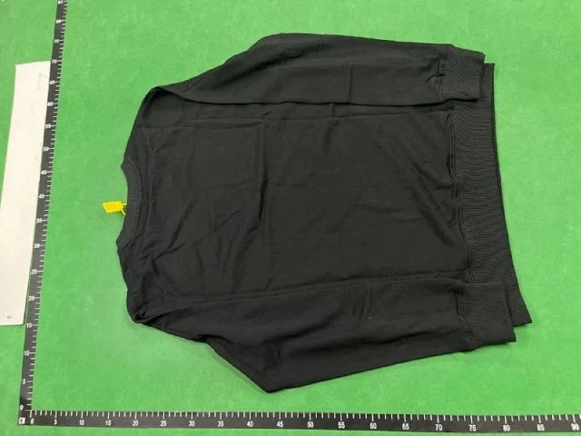 Lacoste Sweatshirt: seller detail photo 6