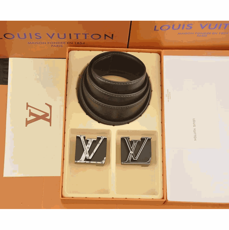 Louis Vuitton Black 