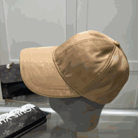 Burberry cap — seller photo 2
