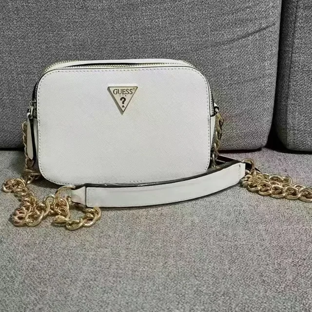 Guess Crossbody Bags Small zip-top camera bag with chain strap product detail image 2
