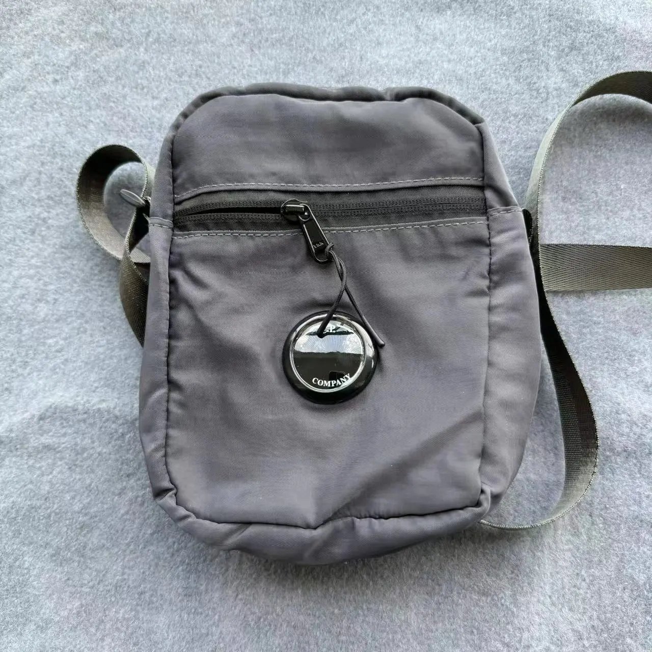 Traphouse x Unknown Model Blue Crossbody Bag - 14