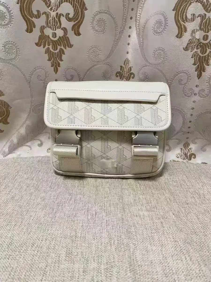 白色