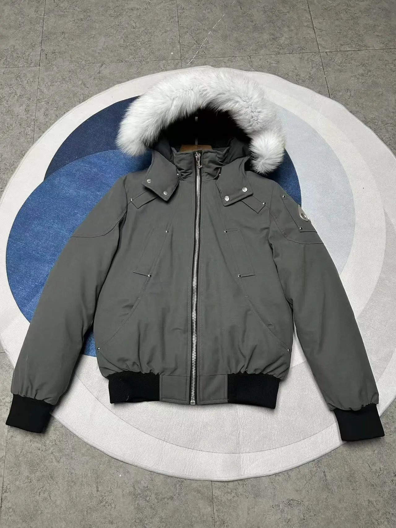 11 gray white fur collar