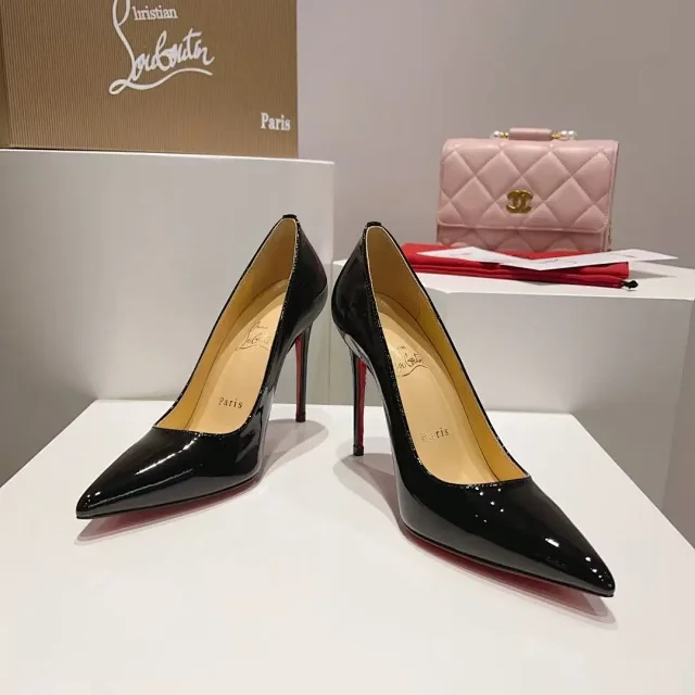 Christian Louboutin High Heels Pointed-Toe Patent Leather Red-Sole Stiletto Pumps product detail image 1