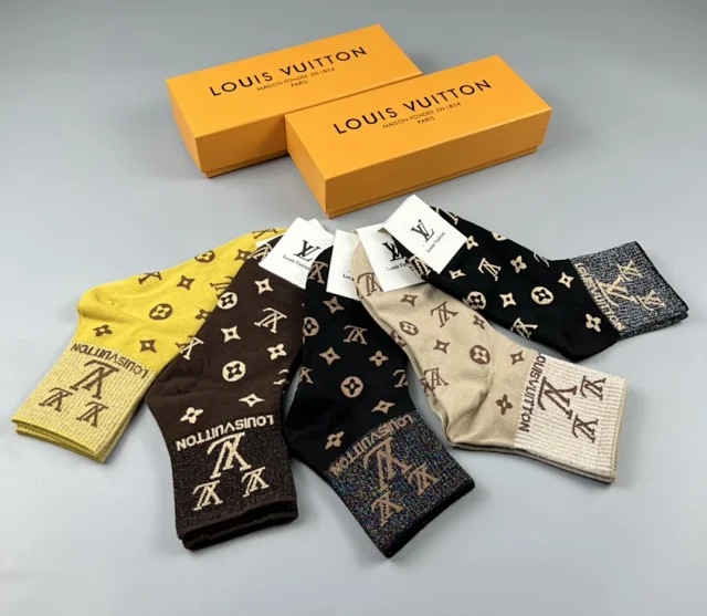 Louis Vuitton Socks L-001 product detail image 7