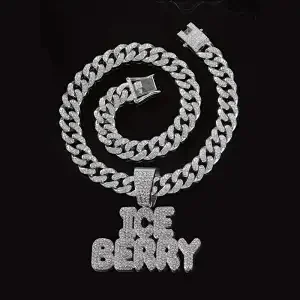 BAPE Jewelry Cuban Link Pendant Necklace product detail image 4