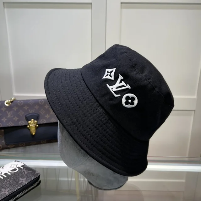 Louis Vuitton Hats L-001 monogram baseball cap product detail image 3