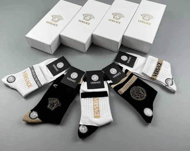 Louis Vuitton Socks L-001 product detail image 6