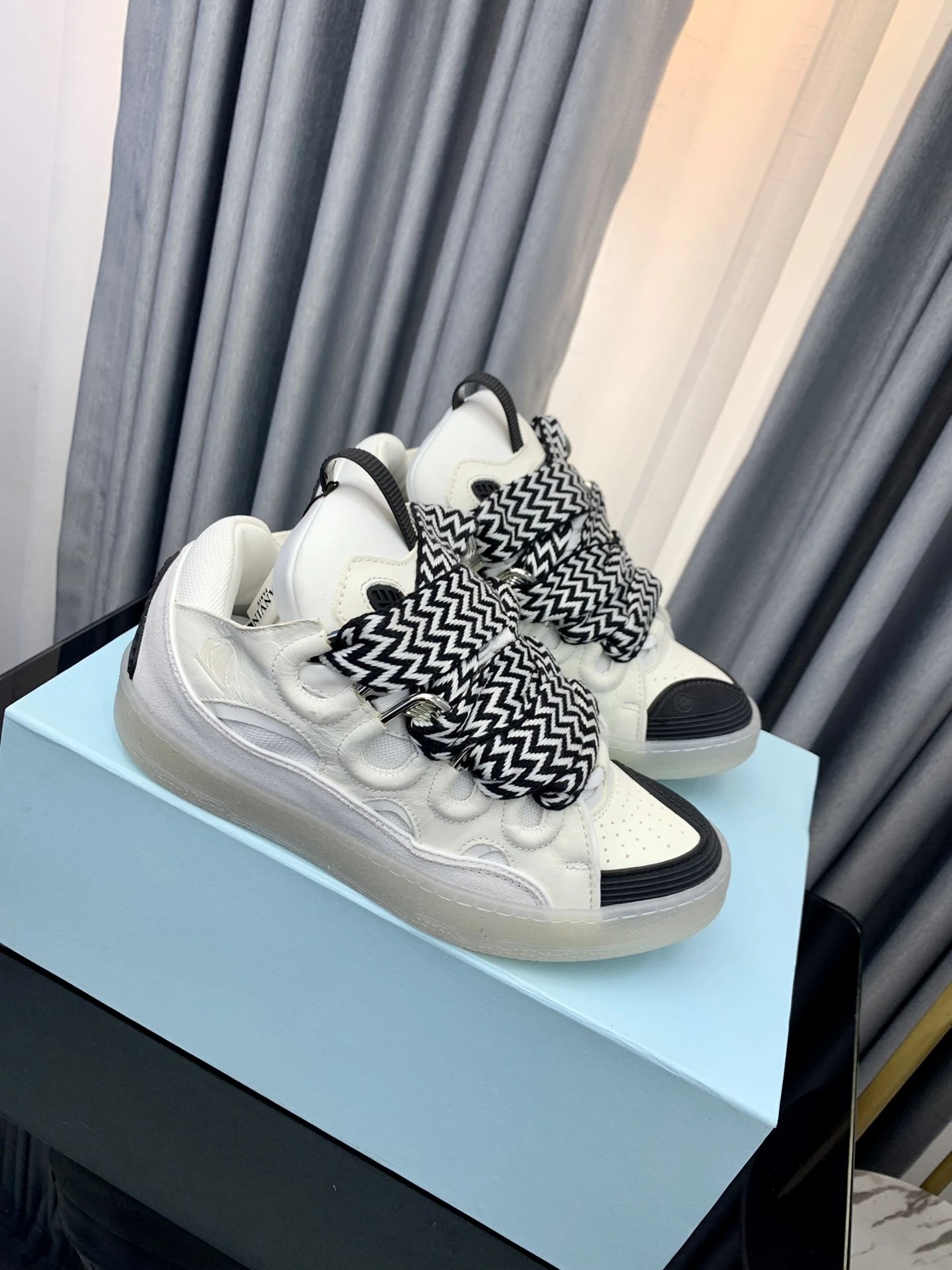 Product view 14