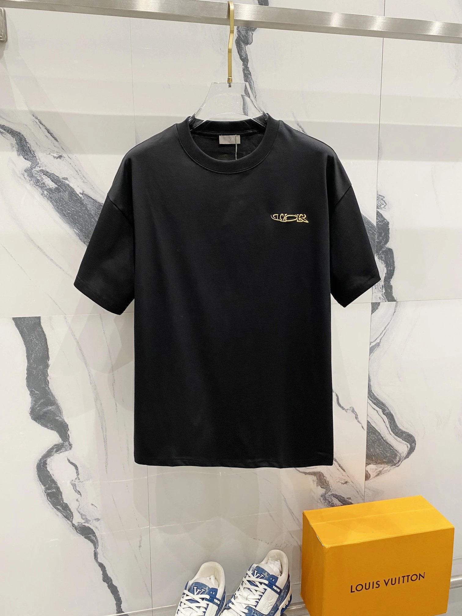 Louis Vuitton T-Shirt Black Logo