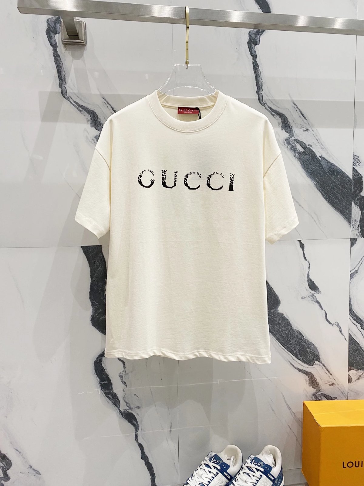 Gucci Lightning Logo T-Shirt Off-White product detail 12 in Litbuy spreadsheet finds