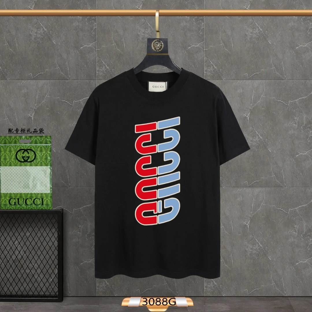 Gucci Vertical Logo Graphic Tee Black