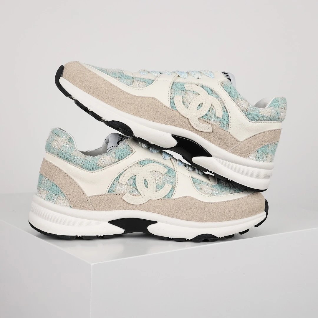 Louis Vuitton Beverly Hills Sneaker White Blue