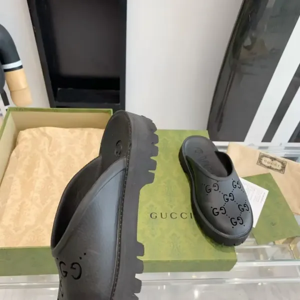 Gucci GG Marmont Slide Sandals Black Slippers - 7