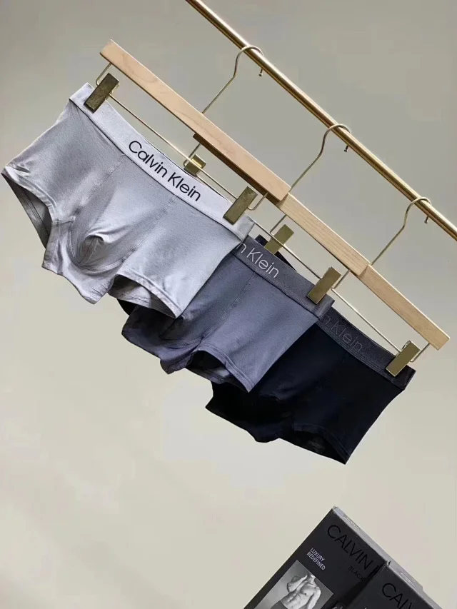 Calvin Klein Underwear Men's logo-waistband product detail image 14