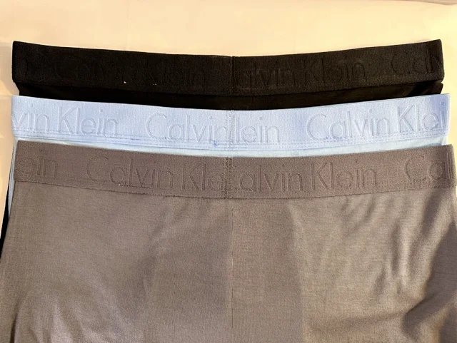 Calvin Klein Underwear Men's logo-waistband product detail image 17