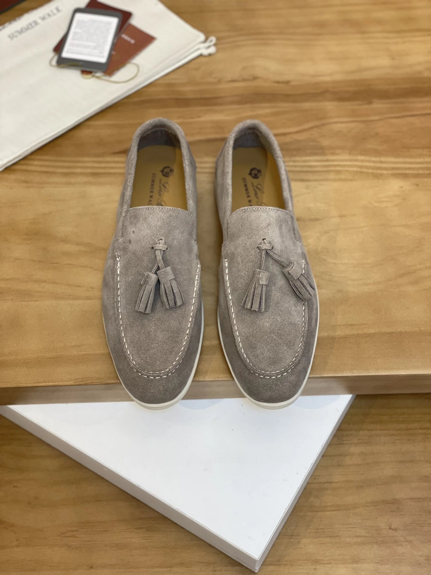 Louis Vuitton LV Trainer Low White Orange Black