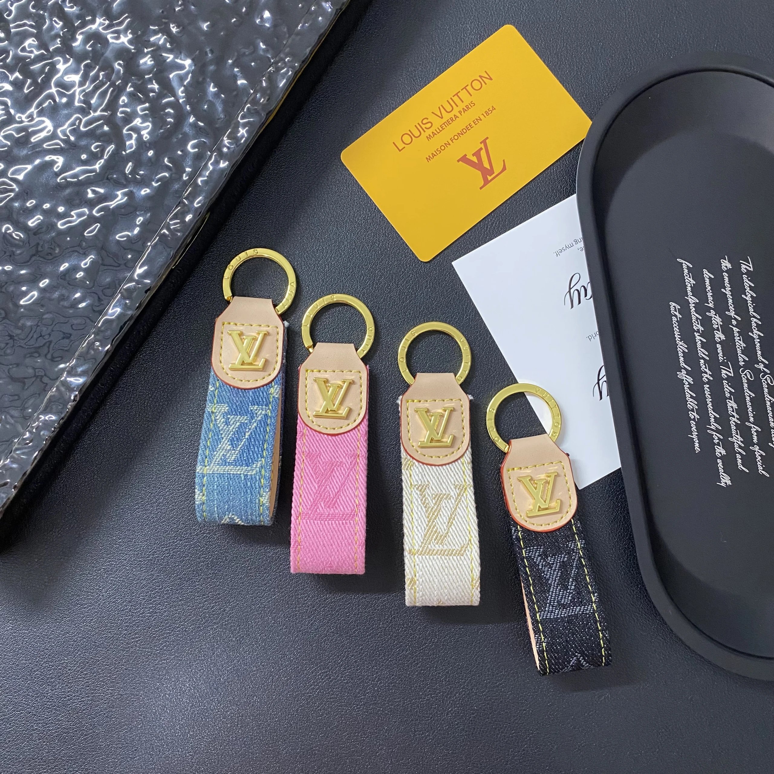 Celine Triomphe Keychain White Gold-Printed Leather Keyring Accessories - 3