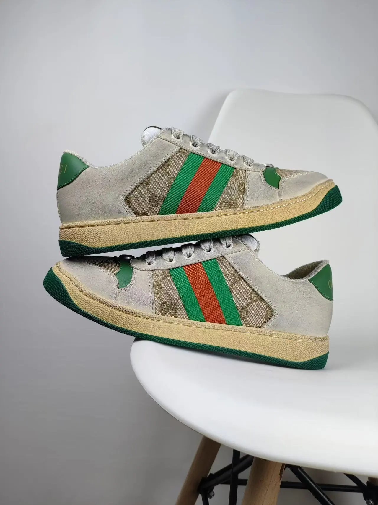 Gucci Screener GG Distressed Beige Green