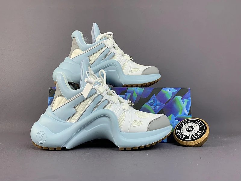 Louis Vuitton Sneaker Light Blue White