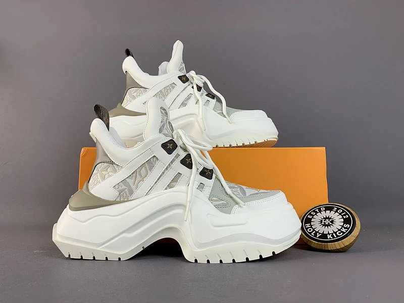 Louis Vuitton Run Away Sneaker White Grey LV