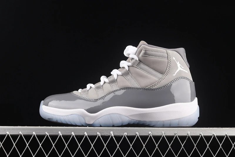 Air Jordan 11 Retro "Cool Grey