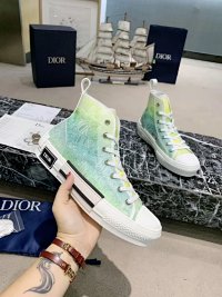 8 (Customized items are non-refundable and non-exchangeable)