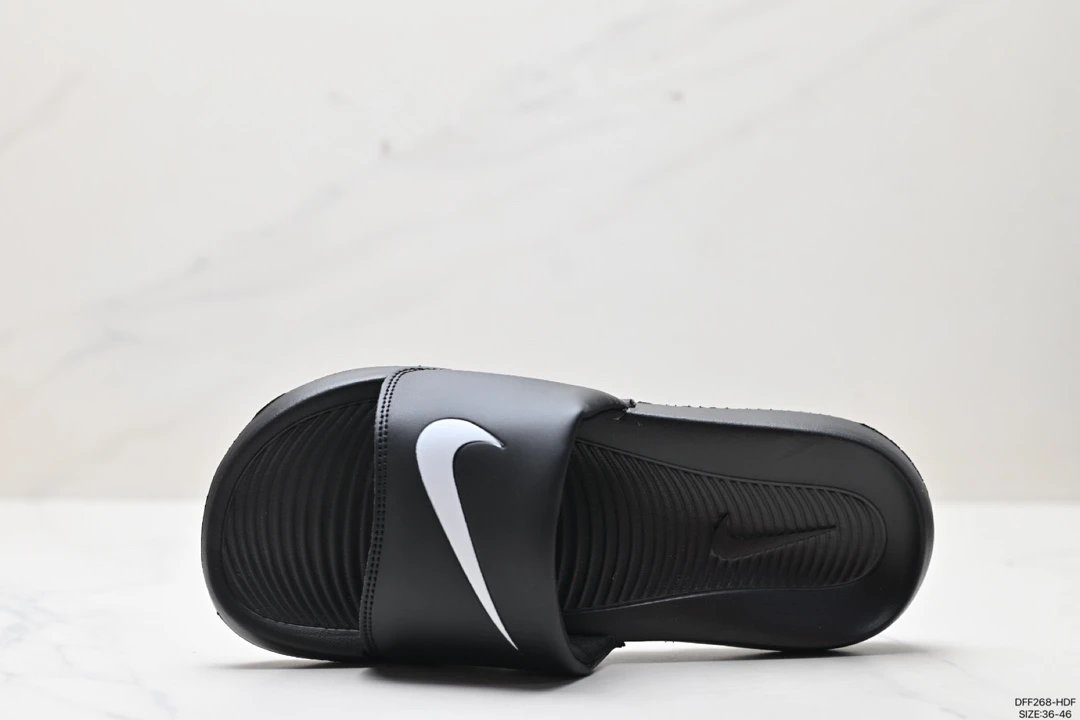Nike Benassi JDI Red Slippers - 8