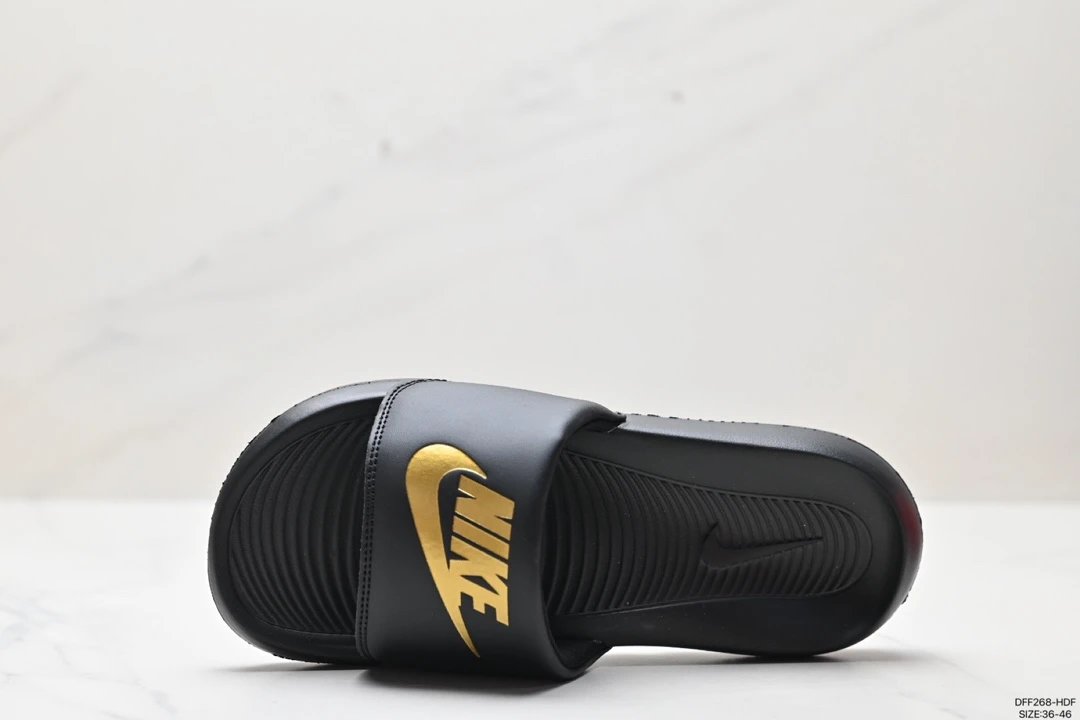 Nike Benassi JDI Red Slippers - 5
