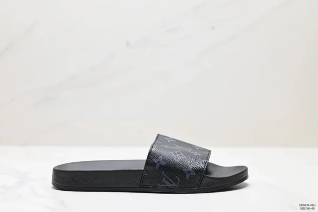Louis Vuitton Slippers Monogram Slide product detail image 9