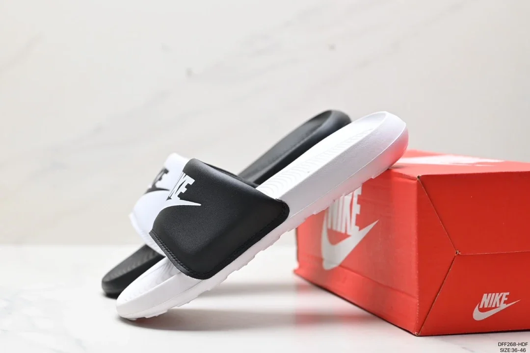 Nike Victori One