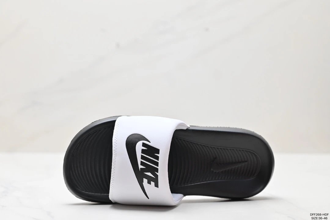 Nike Benassi JDI Red Slippers - 14