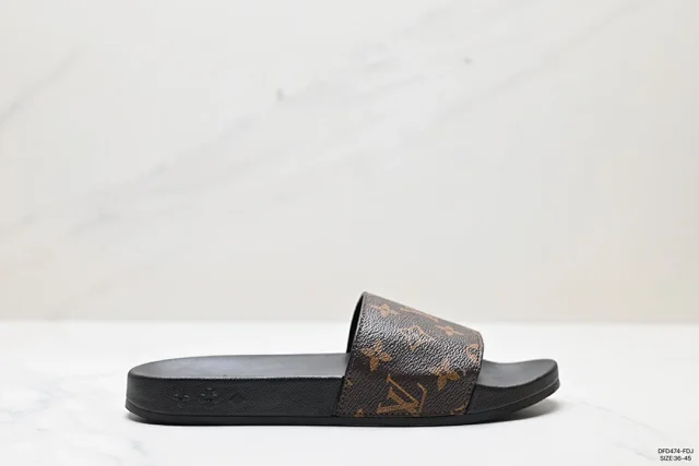 Louis Vuitton Slippers Monogram Slide product detail image 8