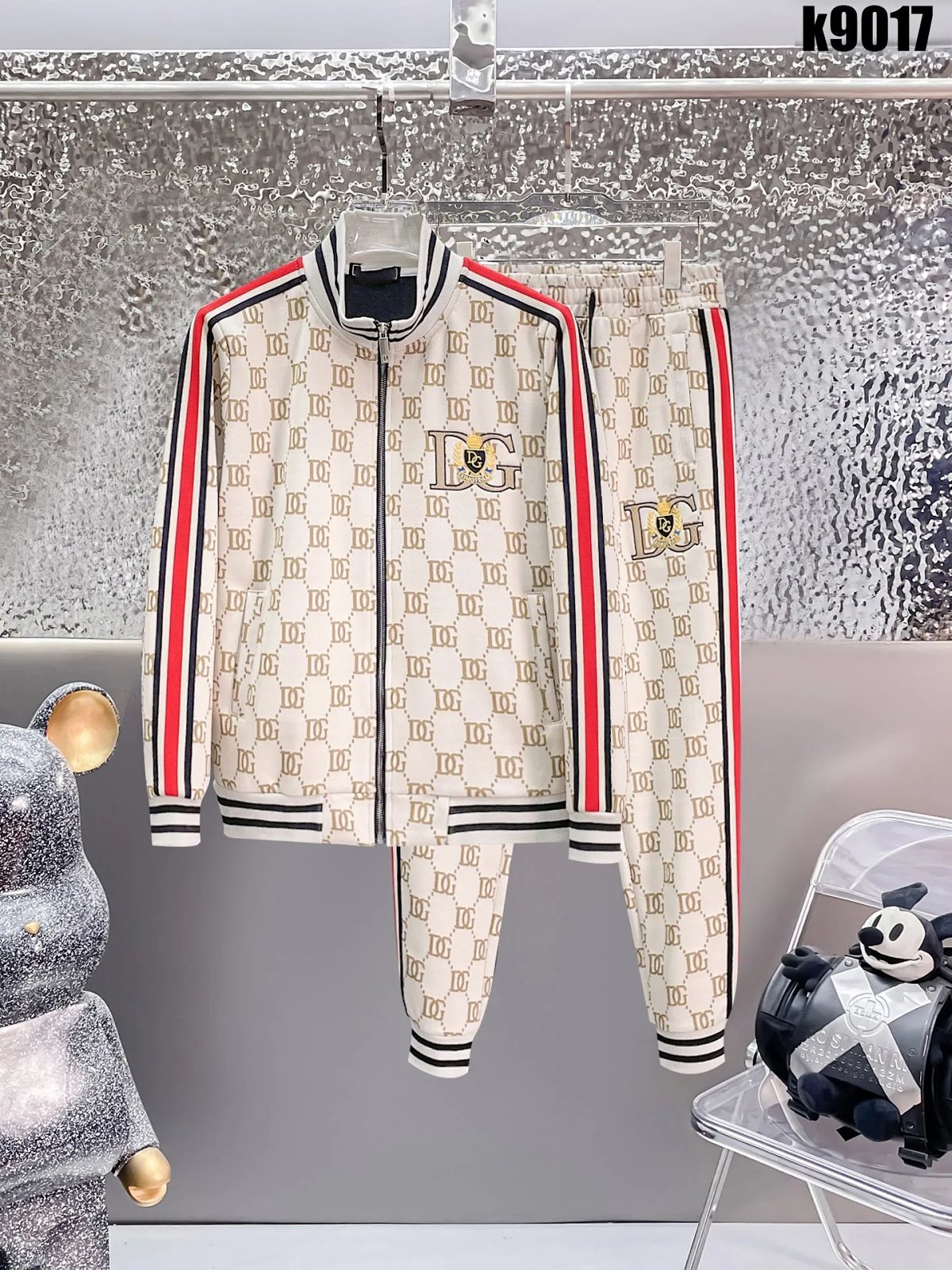 Design DG Logo Monogram Tracksuit Navy Blue Red White Tracksuit product detail 10 in Litbuy spreadsheet finds