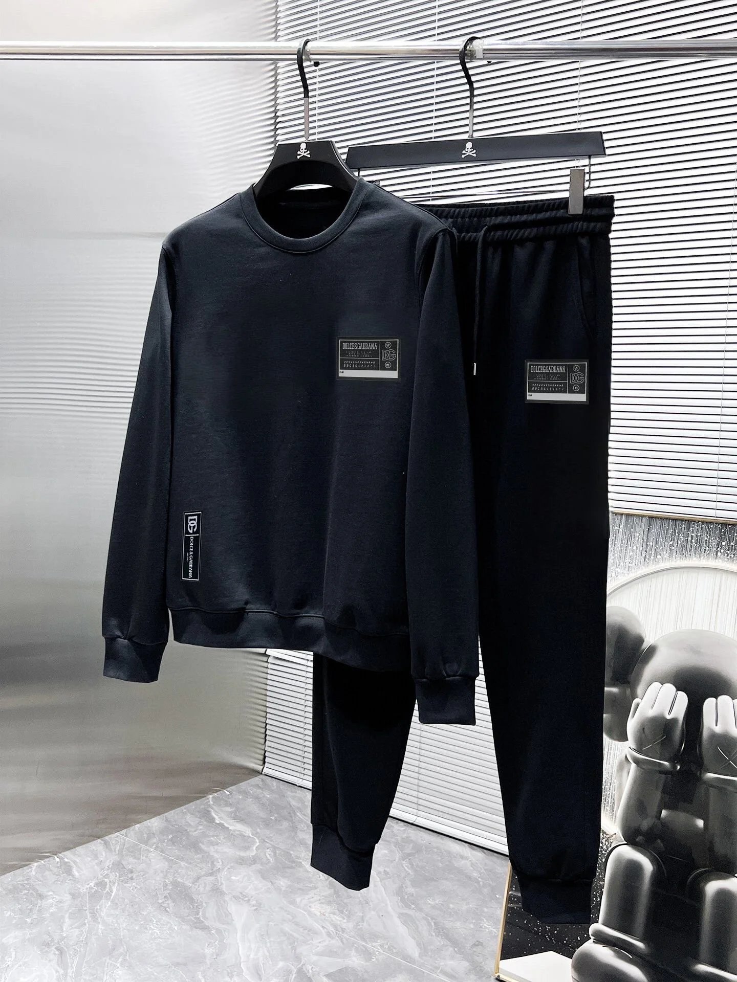 Dolce & Gabbana DG Crewneck Sweatsuit Logo Patch Black