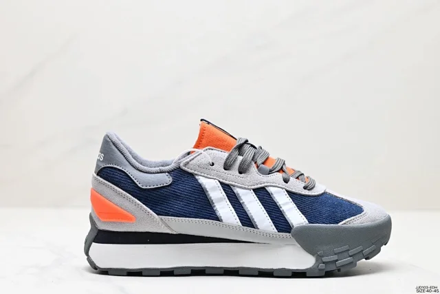 Adidas Sneakers Retro low-top with three-stripe side panels and chunky gum-accented sole product detail image 5