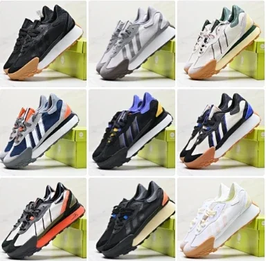 Adidas Sneakers Retro low-top with three-stripe side panels and chunky gum-accented sole product detail image 1
