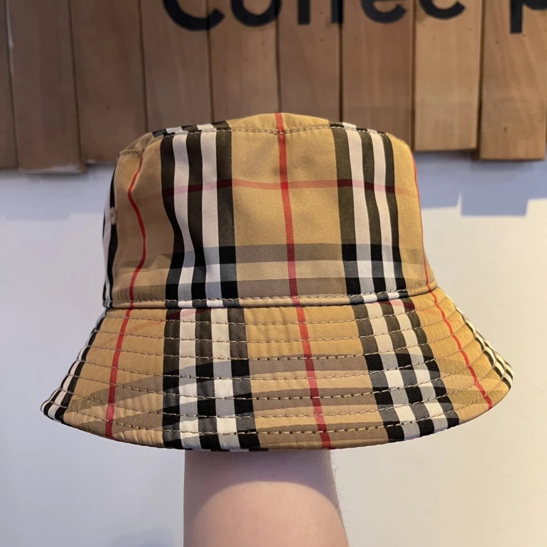 Burberry Vintage Check Bucket 