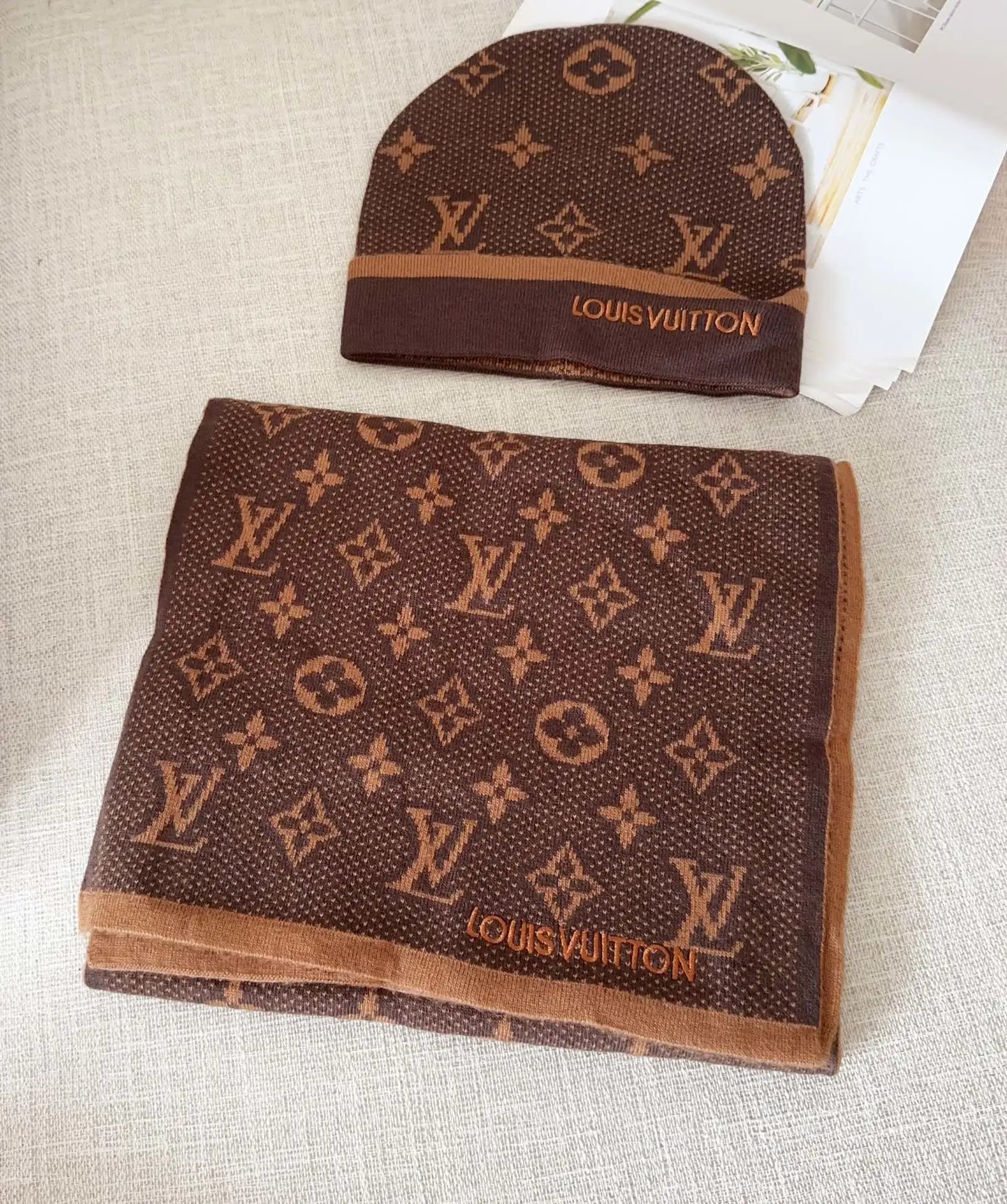 Louis Vuitton Monogram Gradient Black Beanie and Scarf Set Accessories - 3