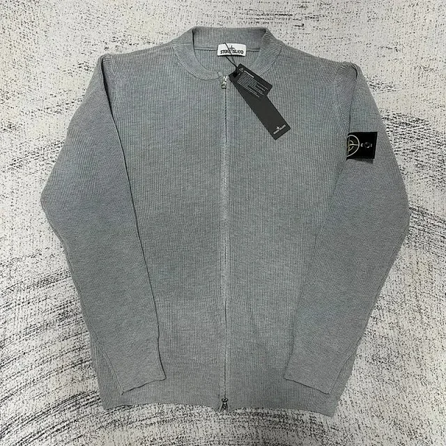 Stone Island Knitwear Ribbed crewneck knit sweater with compass sleeve badge product detail image 15