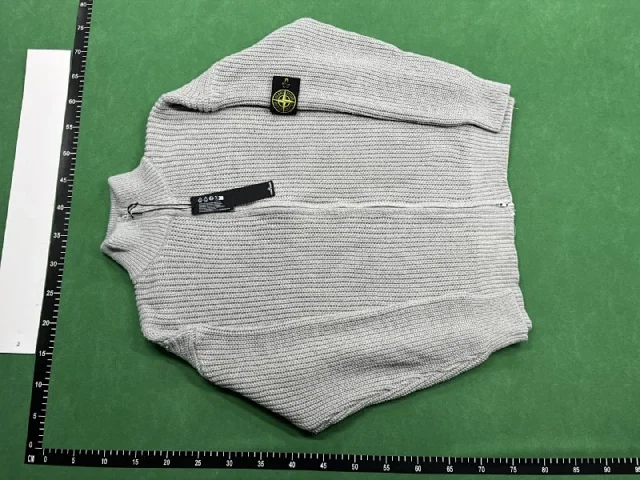 Stone Island Knitwear Ribbed crewneck knit sweater with compass sleeve badge product detail image 5