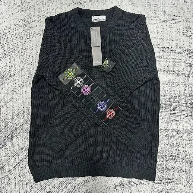 Stone Island Knitwear Ribbed crewneck knit sweater with compass sleeve badge product detail image 8