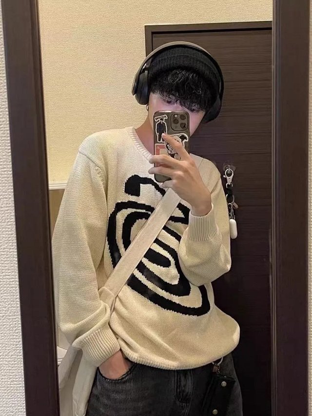 Stussy Sweater: seller detail photo 8