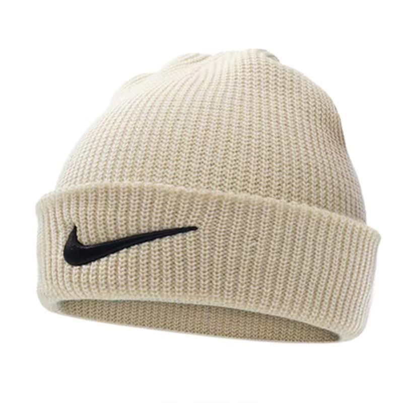 MLB New York Yankees Classic Beanie White - 17